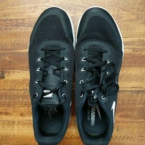 Mens Nike Flywire shoes